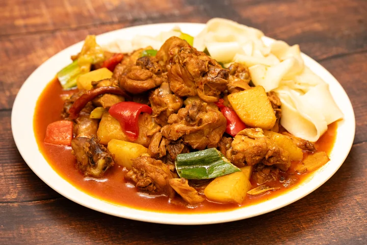 Big plate chicken (dapanji) catering tray at Dolan's